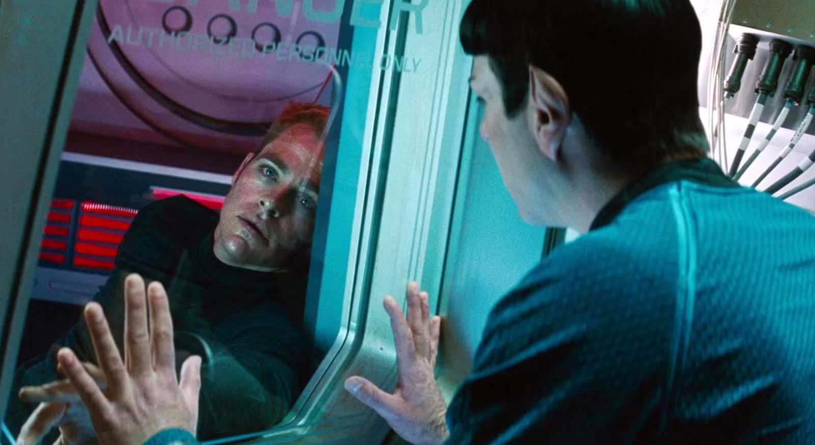 Chris Pine and Zachary Quinto in Star Trek Into Darkness (2013)